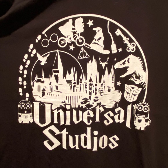 Graphic Universal TShirt - Picture 3 of 5